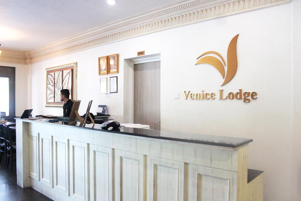 Venice Lodge Bandar Seri Begawan Buitenkant foto